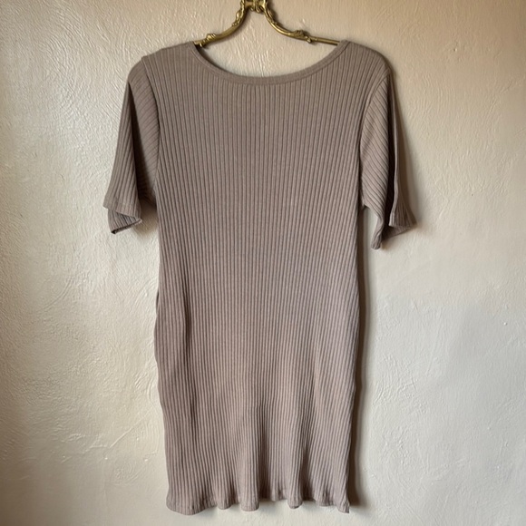 Kate Quinn Ribbed Short Sleeve Dress in Taupe - Picture 5 of 5